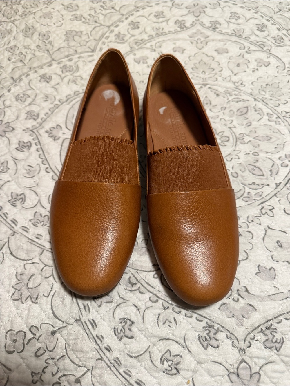 Gentle Souls Women's Tan Leather Slip-On Loafers
